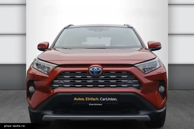 Toyota RAV4 din 2022 cu 68.260 km - oferta TOY179062 - foto 2