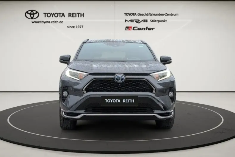Toyota RAV4 din 2021 cu 68.426 km - oferta TOY179063 - foto 1