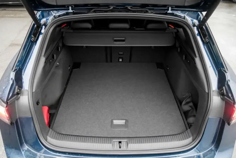 Volkswagen ID.7 din 2024 cu 14.900 km - oferta VOL179064 - foto 12