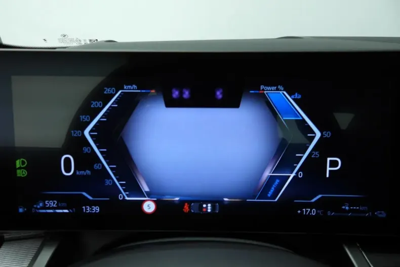 BMW 530 din 2025 cu 26.000 km - oferta BMW179066 - foto 12