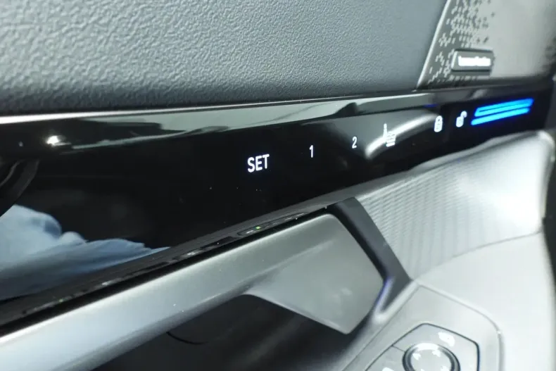 BMW 530 din 2025 cu 26.000 km - oferta BMW179066 - foto 24