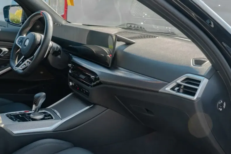 BMW M3 din 2025 cu 23.507 km - oferta BMW179067 - foto 4