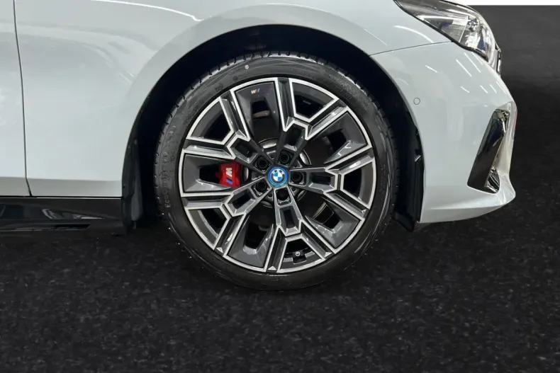 BMW 530 din 2024 cu 8.219 km - oferta BMW179068 - foto 5