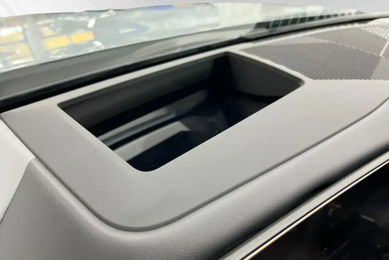 BMW 530 din 2024 cu 8.219 km - oferta BMW179068 - foto 17