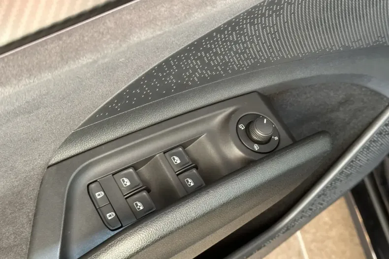 Skoda Enyaq din 2023 cu 58.896 km - oferta SKO179074 - foto 12