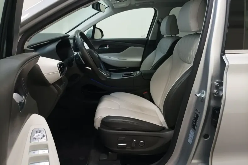 Hyundai SANTA FE din 2023 cu 65.216 km - oferta HYU179076 - foto 7