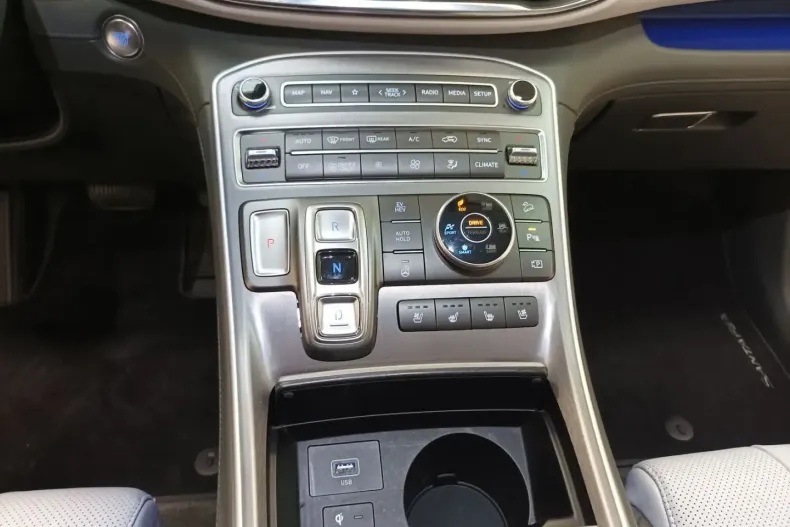 Hyundai SANTA FE din 2023 cu 65.216 km - oferta HYU179076 - foto 11