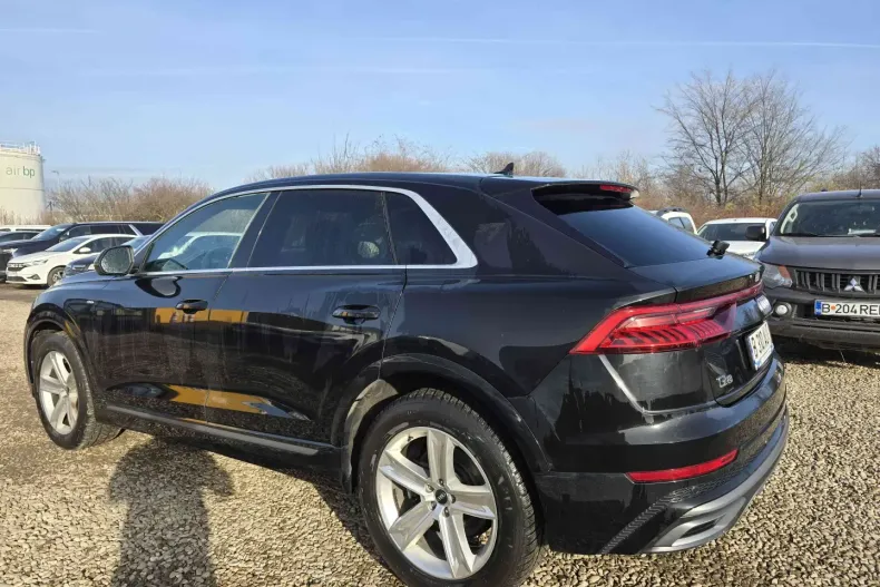 Audi Q8 din 2023 cu 105.442 km - oferta AUD179084 - foto 3