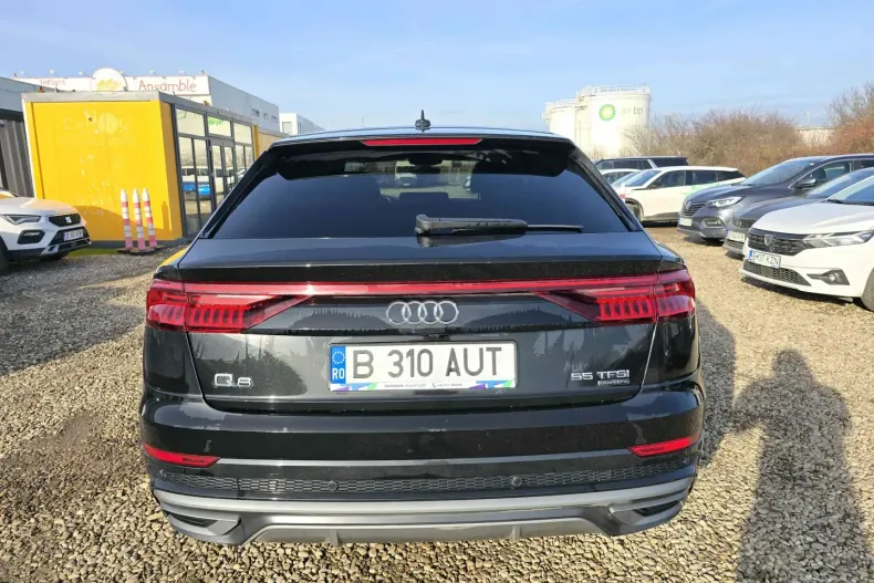 Audi Q8 din 2023 cu 105.442 km - oferta AUD179084 - foto 4
