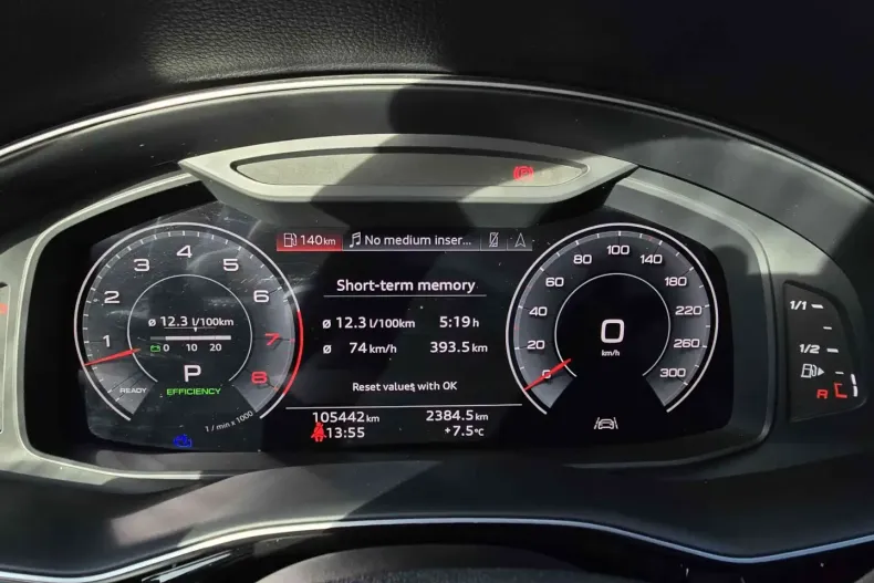 Audi Q8 din 2023 cu 105.442 km - oferta AUD179084 - foto 9