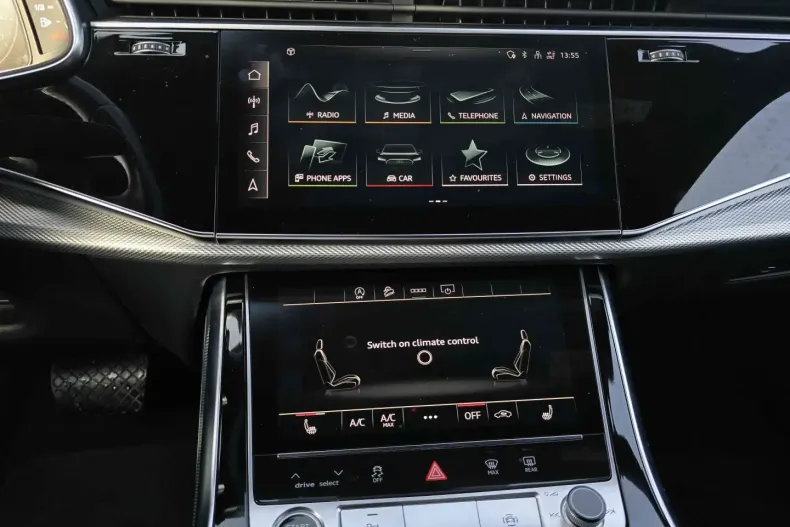 Audi Q8 din 2023 cu 105.442 km - oferta AUD179084 - foto 13