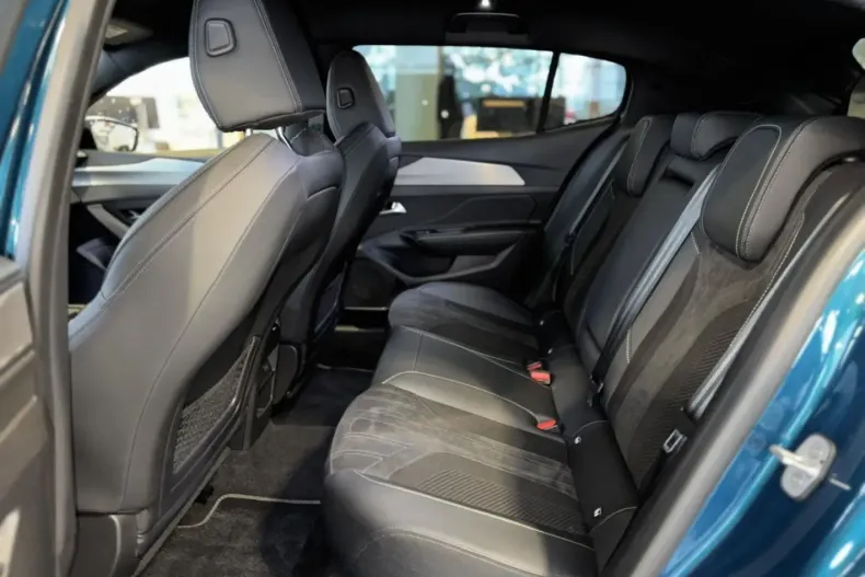 Peugeot 408 din 2025 cu 30.197 km - oferta PEU179090 - foto 19