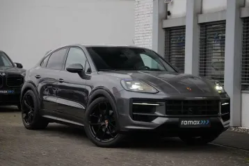 Porsche Cayenne din 2024 - oferta POR179092