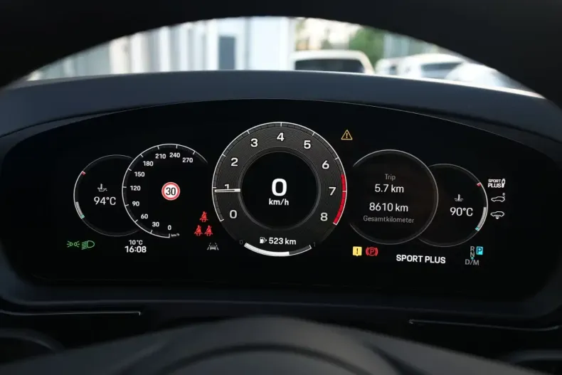 Porsche Cayenne din 2024 cu 8.500 km - oferta POR179092 - foto 11