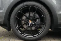 Porsche Cayenne din 2024 cu 8.500 km - oferta POR179092 - foto 28