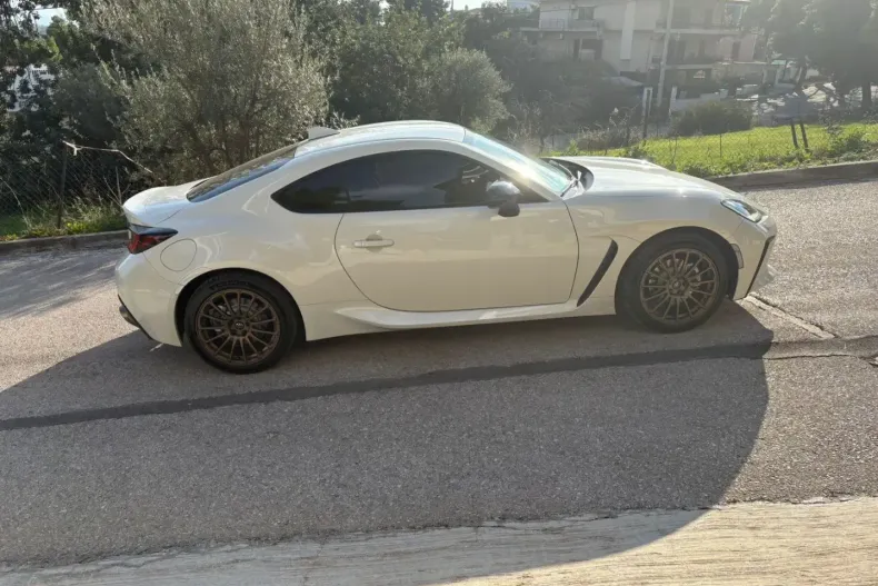 Toyota GR86 din 2023 cu 4.503 km - oferta TOY179095 - foto 6