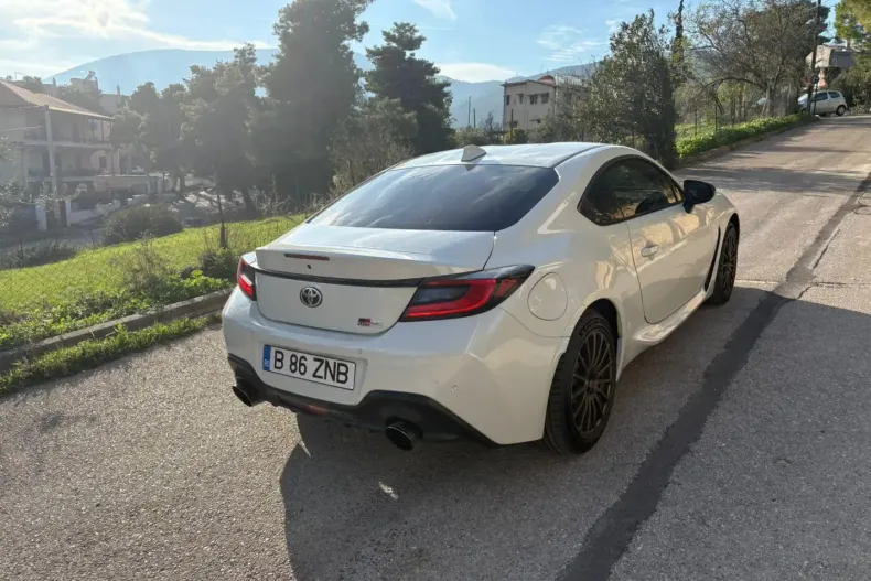 Toyota GR86 din 2023 cu 4.503 km - oferta TOY179095 - foto 7