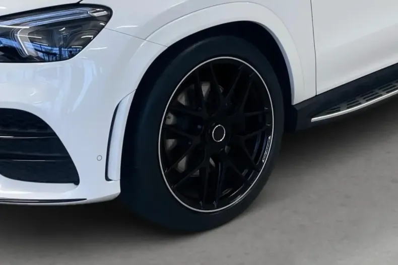 Mercedes-Benz GLE 400 (Clasa GLE) din 2021 cu 79.884 km - oferta MER179099 - foto 3