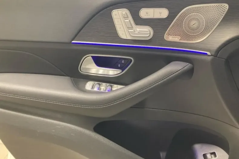 Mercedes-Benz GLE 400 (Clasa GLE) din 2021 cu 79.884 km - oferta MER179099 - foto 10