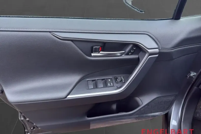 Toyota RAV4 din 2025 cu 13.500 km - oferta TOY179100 - foto 10