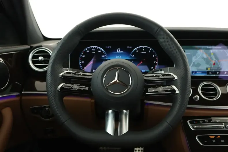 Mercedes-Benz E 450 din 2021 cu 19.386 km - oferta MER179102 - foto 11