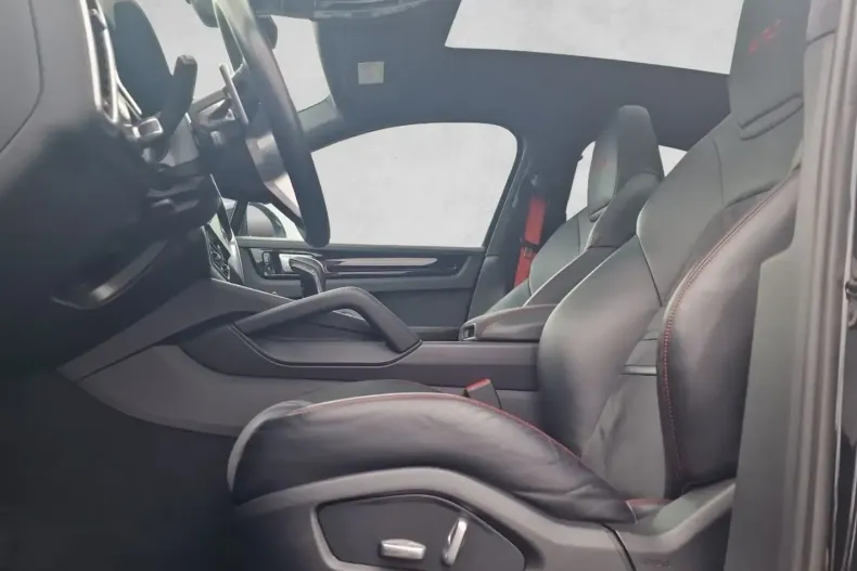 Porsche Cayenne din 2021 cu 49.217 km - oferta POR179105 - foto 15