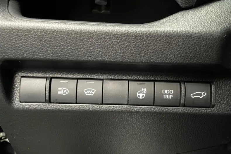 Toyota RAV4 din 2023 cu 23.200 km - oferta TOY179107 - foto 25