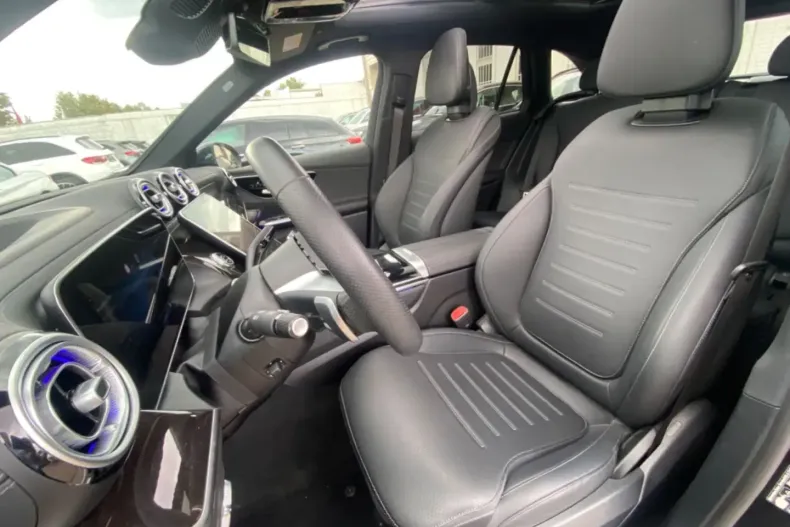 Mercedes-Benz GLC 200 (Clasa GLC) din 2024 cu 24.168 km - oferta MER179114 - foto 9