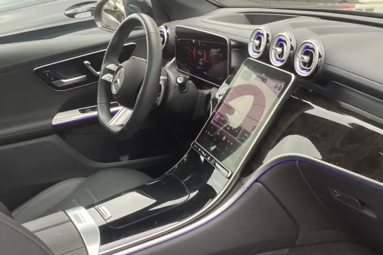 Mercedes-Benz GLC 200 (Clasa GLC) din 2024 cu 24.168 km - oferta MER179114 - foto 14