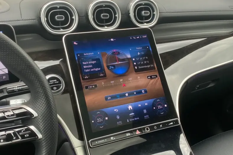 Mercedes-Benz GLC 200 (Clasa GLC) din 2024 cu 24.168 km - oferta MER179114 - foto 28