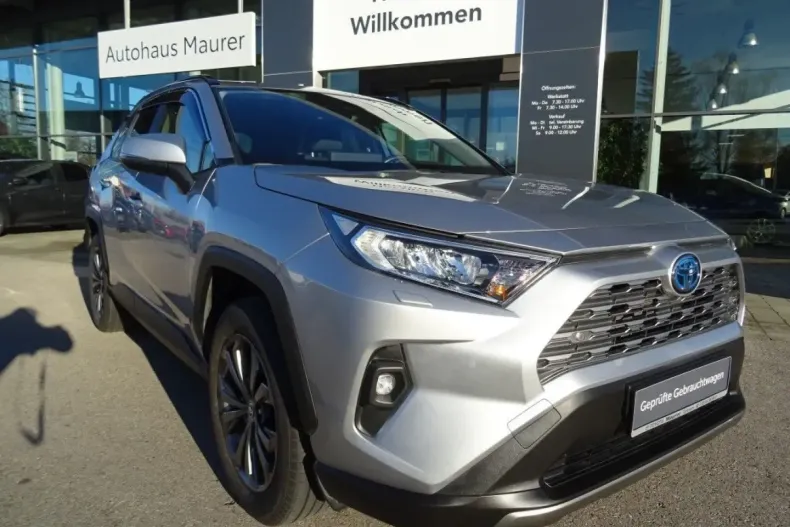 Toyota RAV4 din 2023 cu 23.000 km - oferta TOY179116 - foto 1