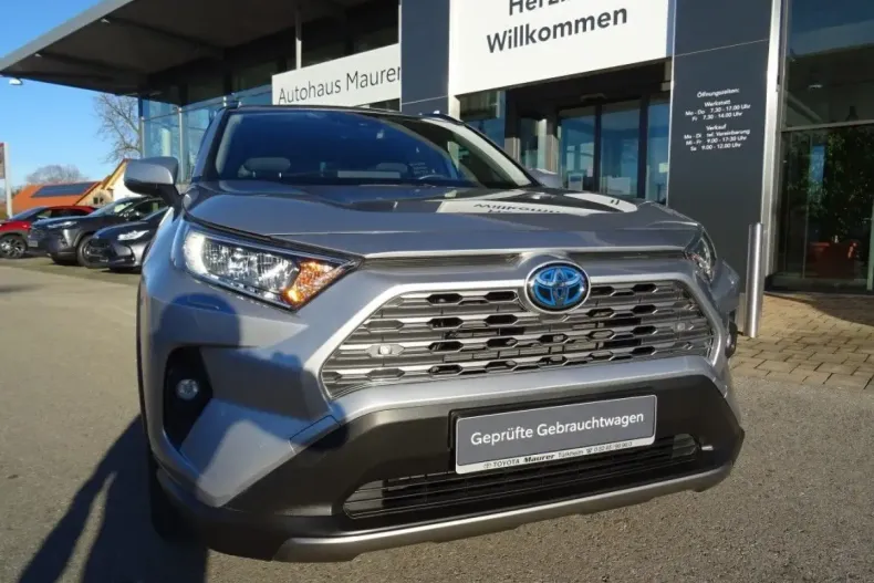 Toyota RAV4 din 2023 cu 23.000 km - oferta TOY179116 - foto 4