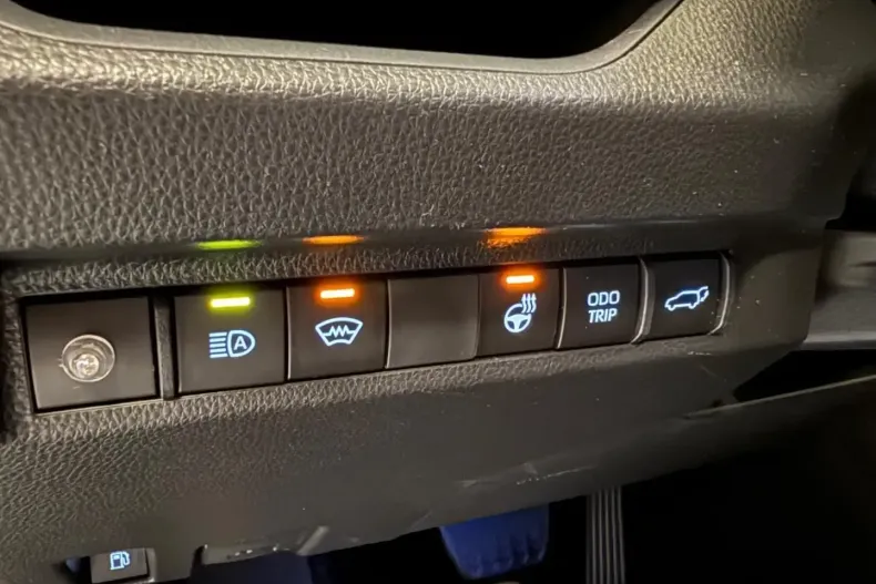 Toyota RAV4 din 2023 cu 29.380 km - oferta TOY179117 - foto 18