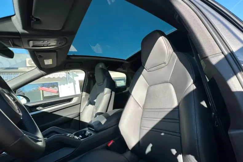 Porsche Cayenne din 2024 cu 3.800 km - oferta POR179118 - foto 19