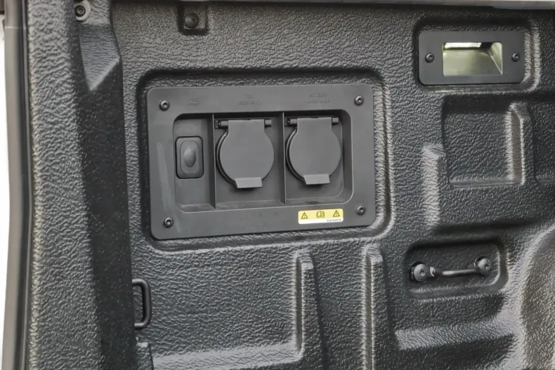 Ford Ranger din 2024 cu 24.400 km - oferta FOR179122 - foto 24