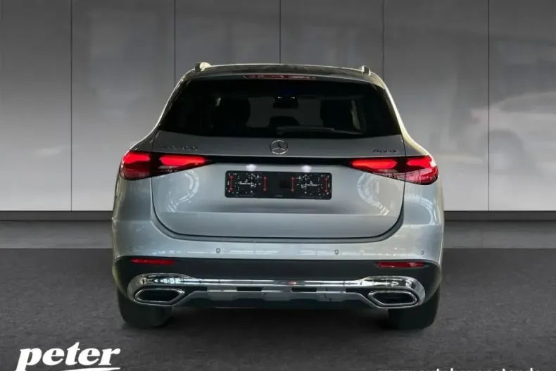 Mercedes-Benz GLC 200 din 2023 cu 3.169 km - oferta MER179124 - foto 4