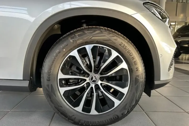 Mercedes-Benz GLC 200 din 2023 cu 3.169 km - oferta MER179124 - foto 5