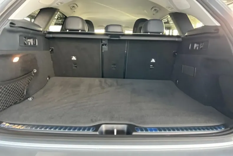 Mercedes-Benz GLC 200 din 2023 cu 3.169 km - oferta MER179124 - foto 15