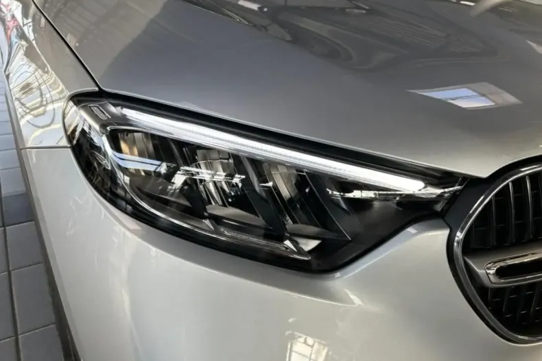 Mercedes-Benz GLC 200 din 2023 cu 3.169 km - oferta MER179124 - foto 18