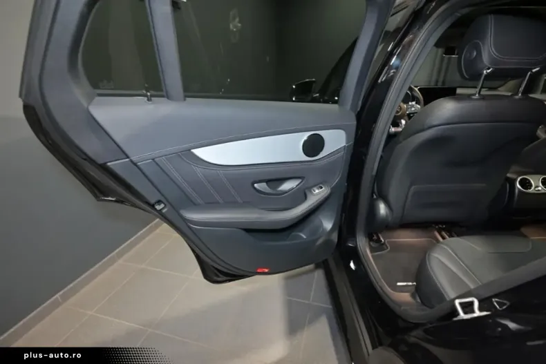 Mercedes-Benz GLC 63 AMG din 2023 cu 28.850 km - oferta MER179126 - foto 21