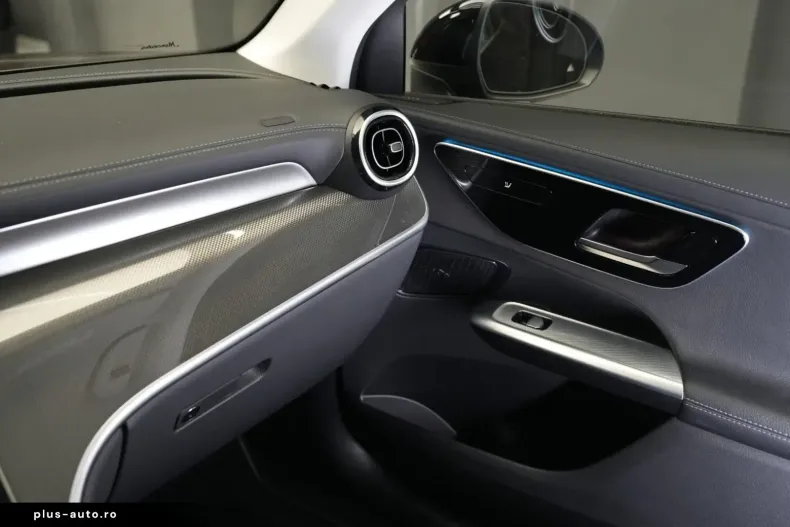 Mercedes-Benz GLC 200 din 2023 cu 22.916 km - oferta MER179128 - foto 16