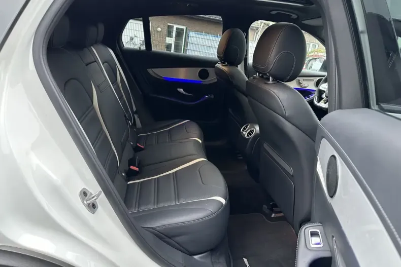 Mercedes-Benz GLC 63 AMG din 2022 cu 21.345 km - oferta MER179130 - foto 18