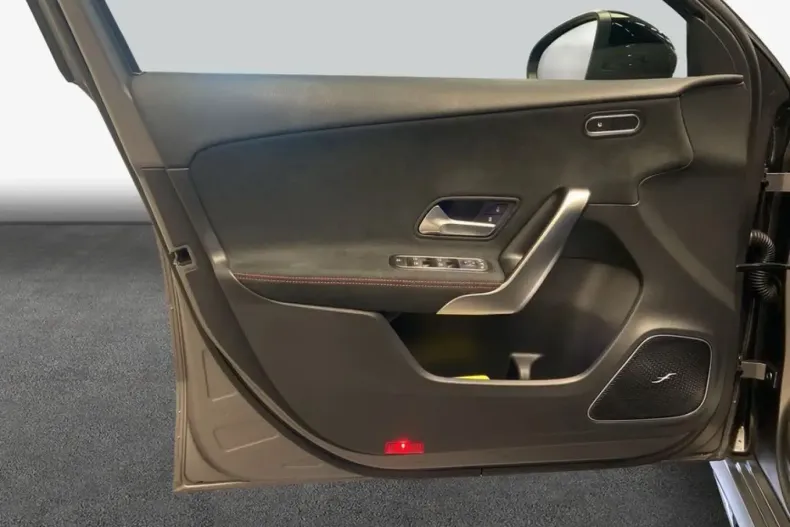 Mercedes-Benz A 45 AMG din 2021 cu 77.657 km - oferta MER179131 - foto 15