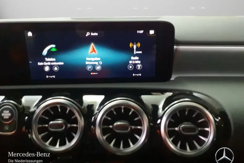 Mercedes-Benz A 45 AMG din 2021 cu 20.626 km - oferta MER179132 - foto 13