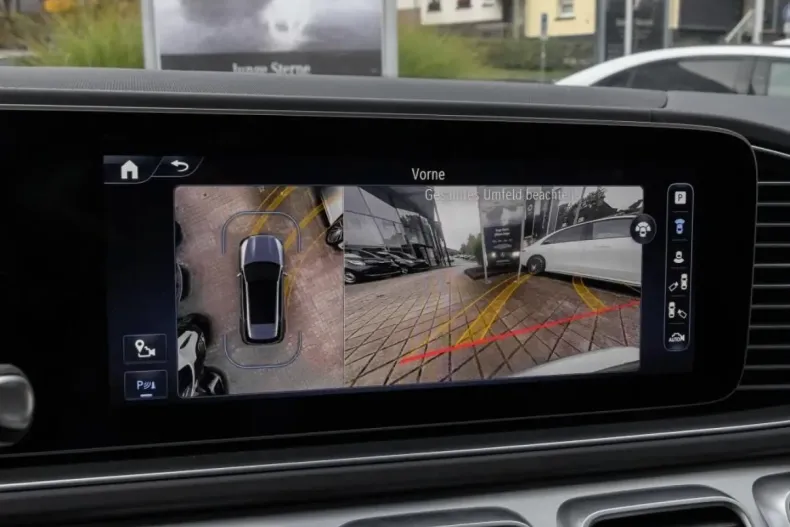 Mercedes-Benz GLE 63 AMG din 2023 cu 4.881 km - oferta MER179134 - foto 18