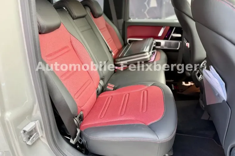 Mercedes-Benz G 450 (Clasa G) din 2024 cu 9.800 km - oferta MER179135 - foto 14