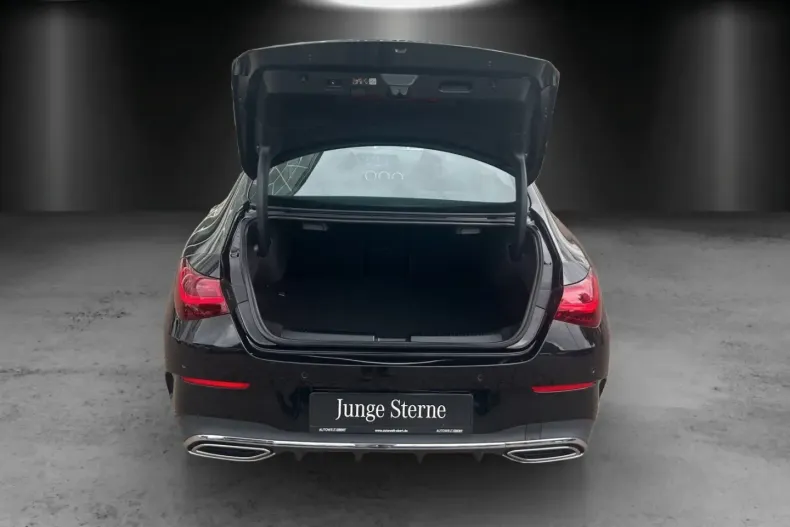 Mercedes-Benz CLA 200 din 2024 cu 14.104 km - oferta MER179141 - foto 12