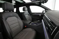 Volkswagen Touareg din 2025 cu 13.550 km - oferta VOL179143 - foto 17