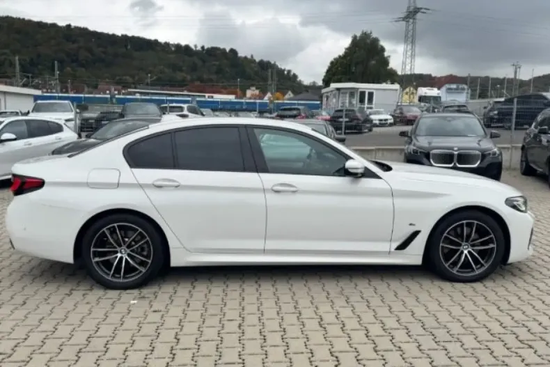 BMW 520 din 2022 cu 32.100 km - oferta BMW179156 - foto 4