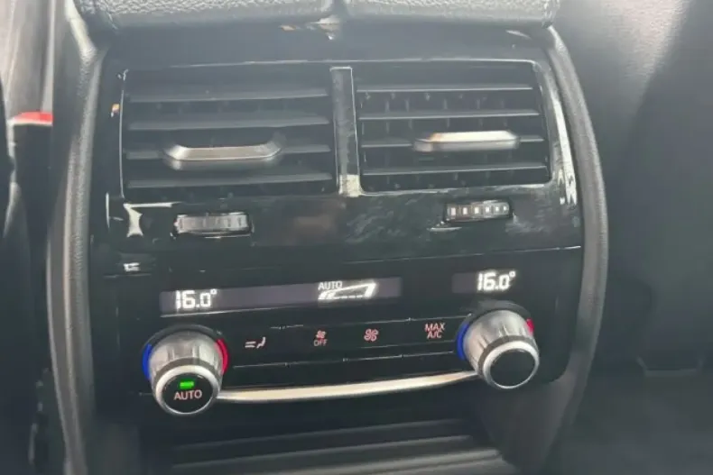 BMW 520 din 2022 cu 32.100 km - oferta BMW179156 - foto 8